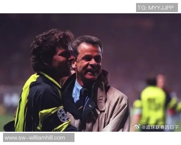 官方：传奇主帅希斯菲尔德等三人当选德国足球名人堂